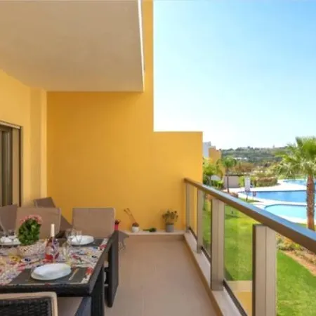 Apartment Marina Gardens Ao